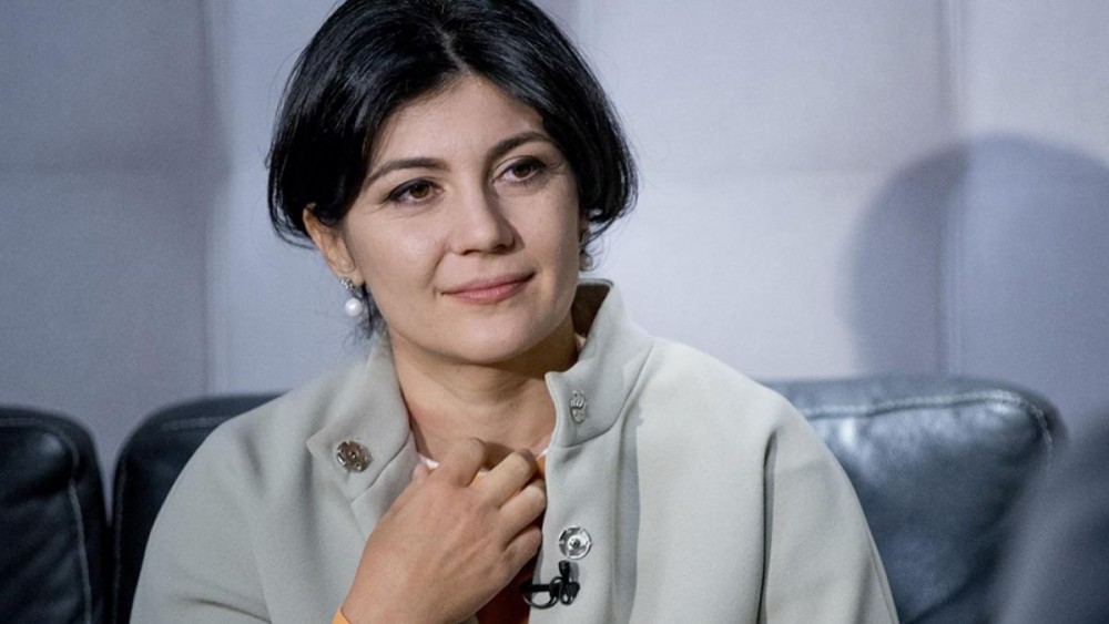 FLASH // Percheziții matinale acasă la Silvia Radu. Dosarul în care ar fi vizată